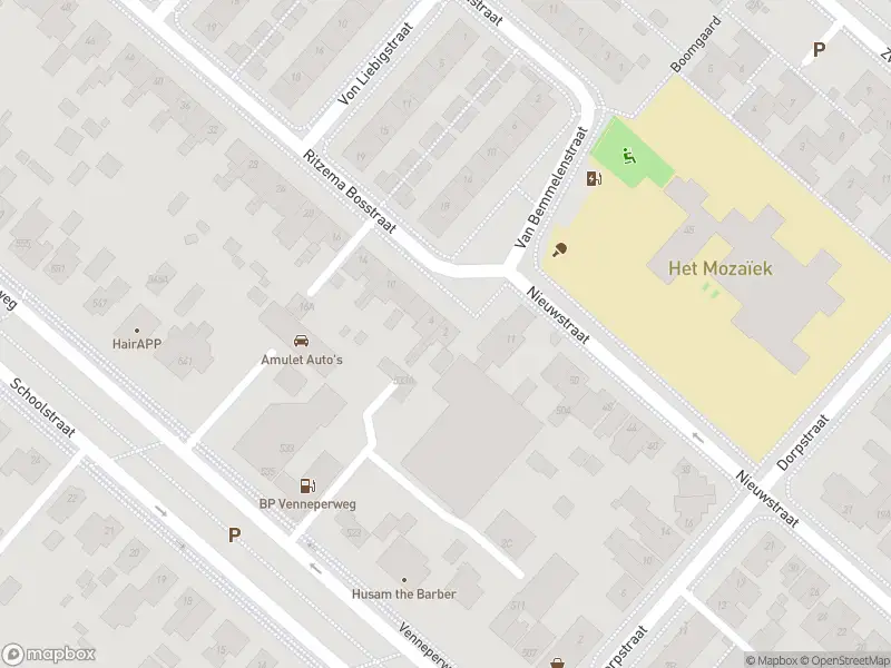 Ambulance met gepaste spoed naar de Ritzema Bosstraat in Nieuw-Vennep