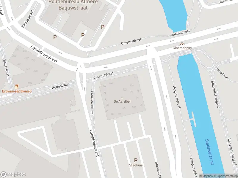 Brandweer met gepaste spoed naar de Landdroststraat in Almere vanwege stormschade