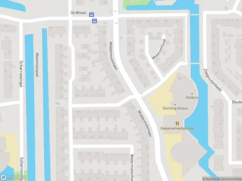 Ambulance met gepaste spoed naar de Middenmolenplein in Gouda