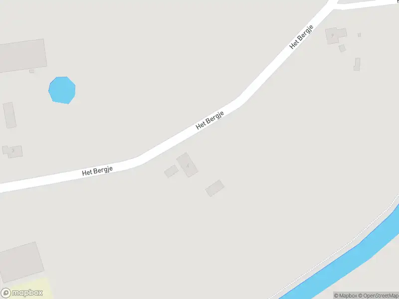 Brandweer met gepaste spoed naar de Het Bergje in Dedemsvaart vanwege stormschade