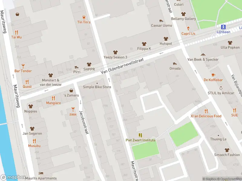 Ambulance met grote spoed naar de Mauritsstraat in Rotterdam