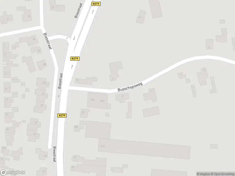 Ambulance met grote spoed naar de Busschopsweg in Heythuysen