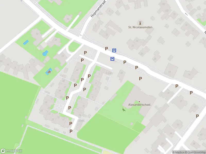 Brandweer met gepaste spoed naar de Ootmarsumsestraat in Denekamp vanwege reanimatie