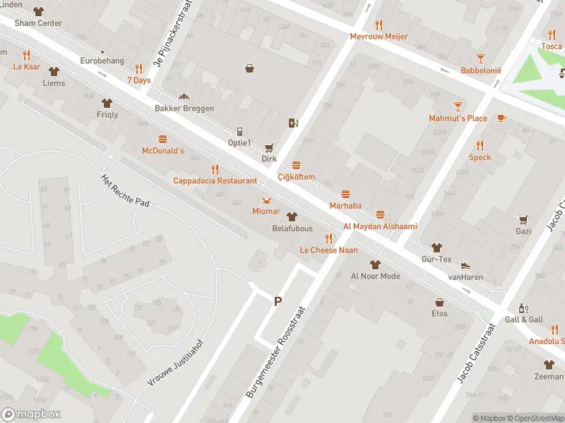 Ambulance met grote spoed naar de Zwart Janstraat in Rotterdam