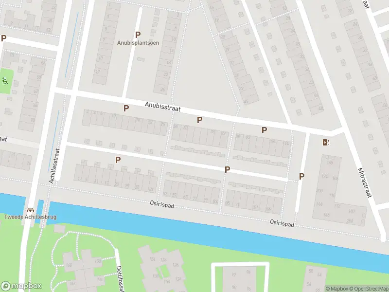 Brandweer met gepaste spoed naar de Anubisstraat in Almere vanwege een liftopsluiting