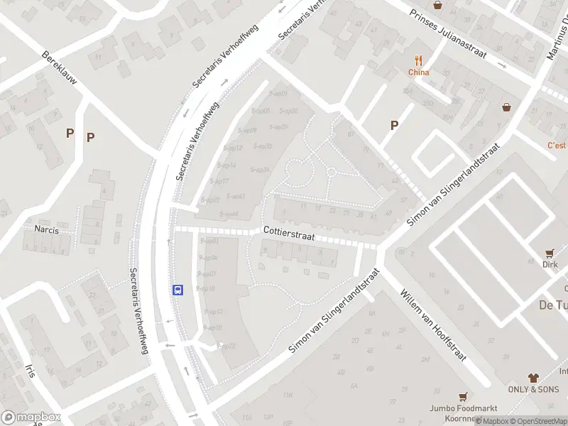 Ambulance met grote spoed naar de Van Heukeslootstraat in Naaldwijk