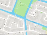 Ambulance met gepaste spoed naar de Meervalweg in Landsmeer