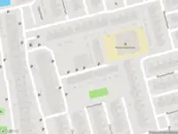 Ambulance met grote spoed naar de Montgomerylaan in Delft