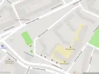 Ambulance met grote spoed naar de Mathenesserweg in Rotterdam