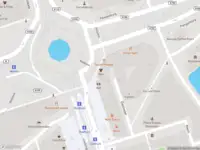 Ambulance met grote spoed naar de Doelstraat in Rotterdam