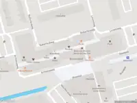 Ambulance met gepaste spoed naar de Binnenhof in Rotterdam