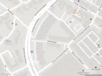 Ambulance met grote spoed naar de Van Heukeslootstraat in Naaldwijk