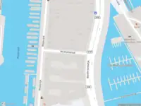 Ambulance met grote spoed naar de Winthontstraat in Amsterdam