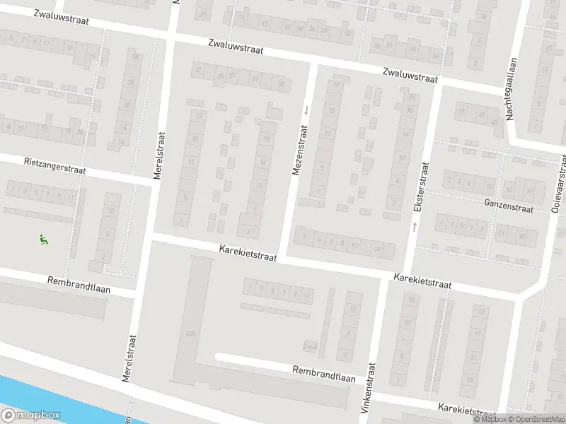 Ambulance met gepaste spoed naar de Mezenstraat in Sliedrecht