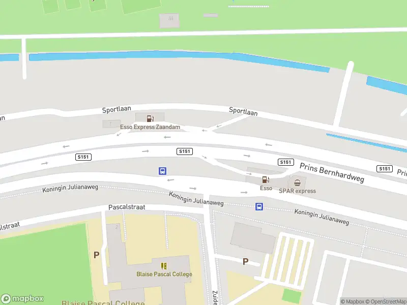 Ambulance naar de Prins Bernhardweg in Zaandam