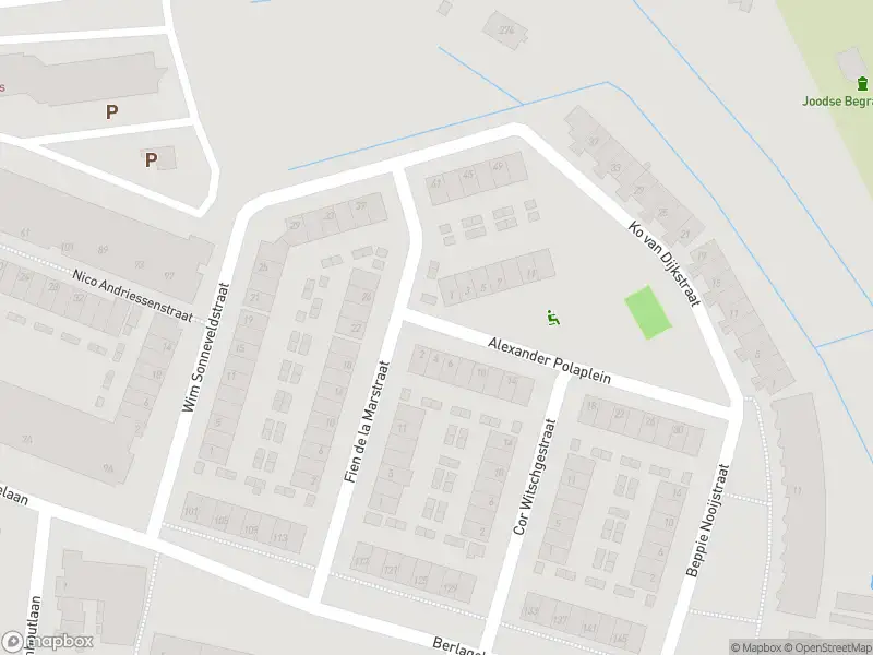 Ambulance met gepaste spoed naar de Alexander Polaplein in Haarlem