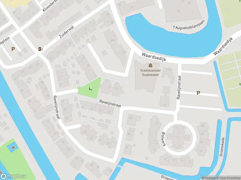 Ambulance met gepaste spoed naar de Regina Pacisstraat in Oudewater vanwege waarnemen gaslucht