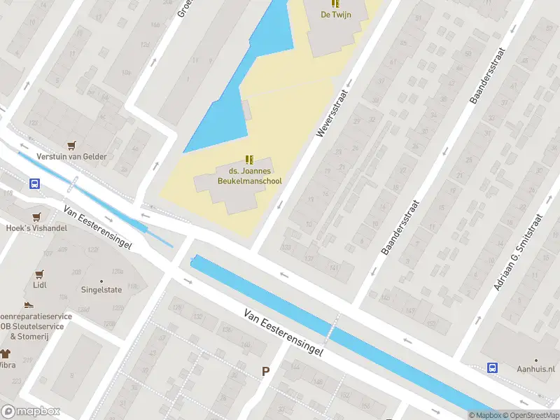 Ambulance met gepaste spoed naar de Weversstraat in Alblasserdam