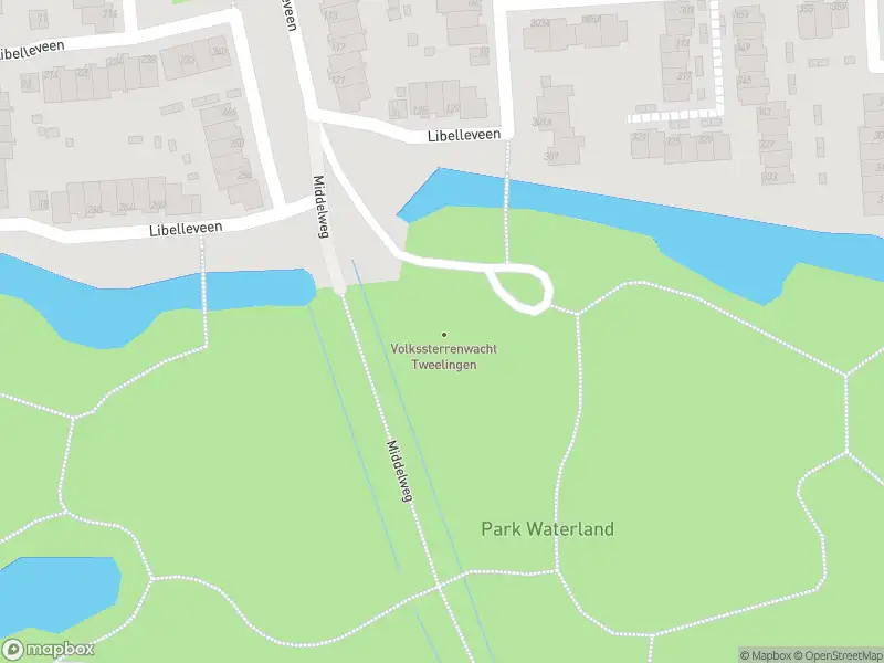 Brandweer met gepaste spoed naar de Middelweg in Spijkenisse vanwege een buitenbrand