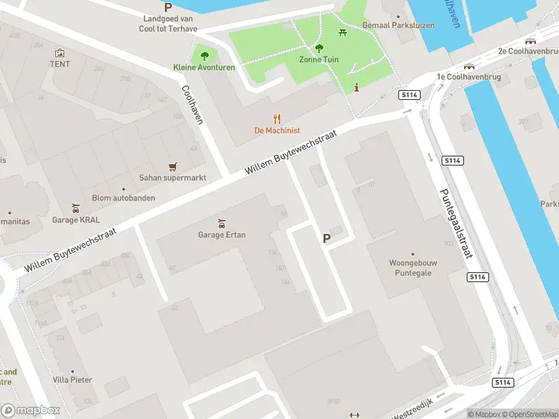 Ambulance met grote spoed naar de Willem Buytewechstraat in Rotterdam