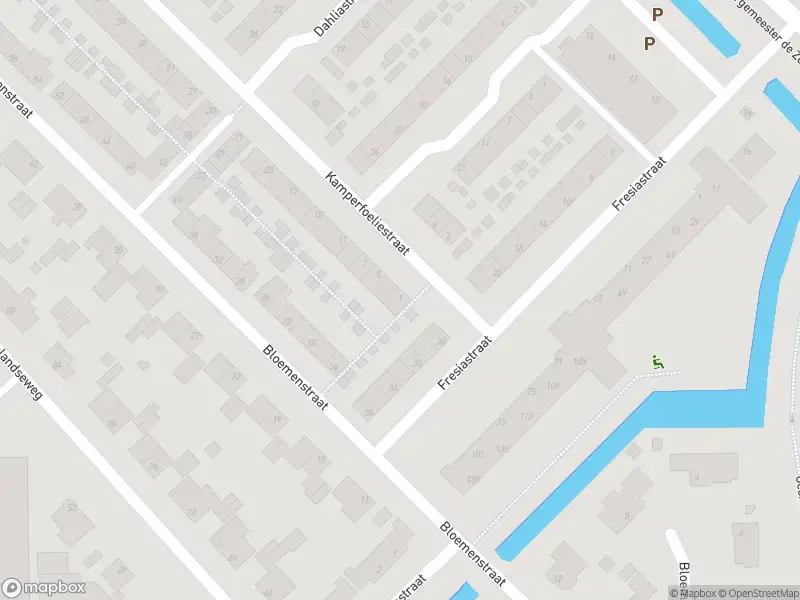 Ambulance met grote spoed naar de Kamperfoeliestraat in Ridderkerk