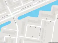 Ambulance met grote spoed naar de Van Bosseplantsoen in Dordrecht