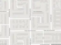 Ambulance met grote spoed naar de Leendert den Bergerstraat in Den Helder