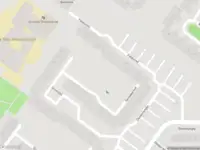 Ambulance met gepaste spoed naar de Loefzijde in Amsterdam