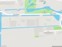 Politie naar de Hoge Hoffweg in Wijk bij Duurstede vanwege voertuigen te water