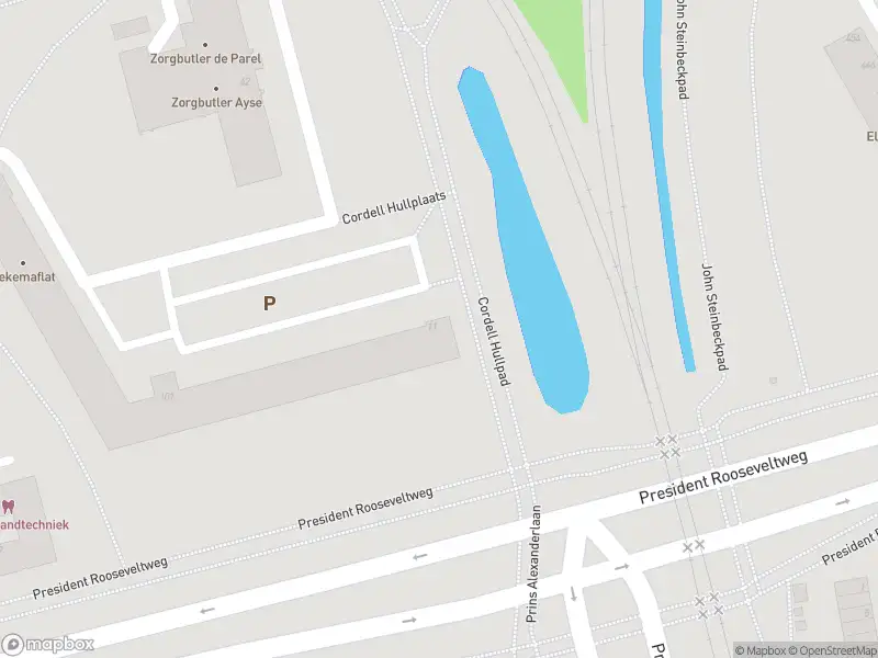 Ambulance met grote spoed naar de Cordell Hullplaats in Rotterdam