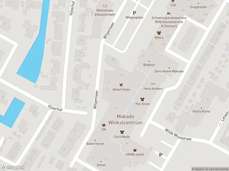 Ambulance met grote spoed naar de Wilgenlaan in Alblasserdam