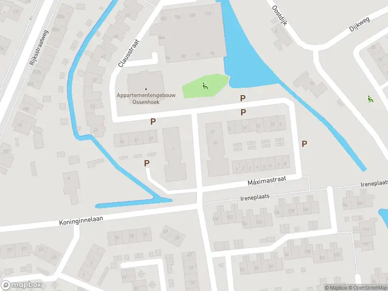 Ambulance met grote spoed naar de Clausstraat in Hellevoetsluis