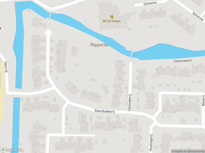 Brandweer met gepaste spoed naar de Steenbakkerij in Winsum