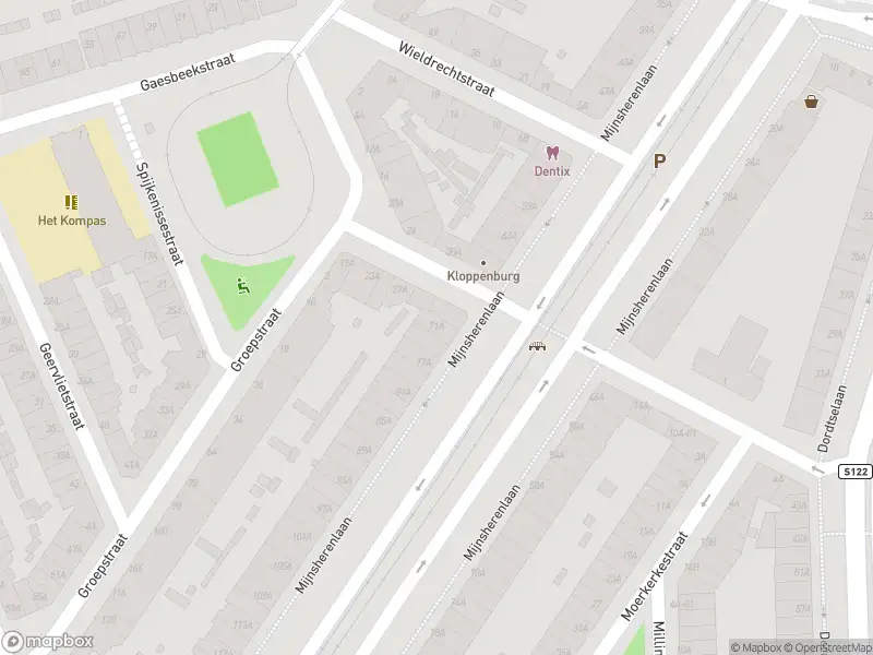 Ambulance met grote spoed naar de Mijnsherenlaan in Rotterdam