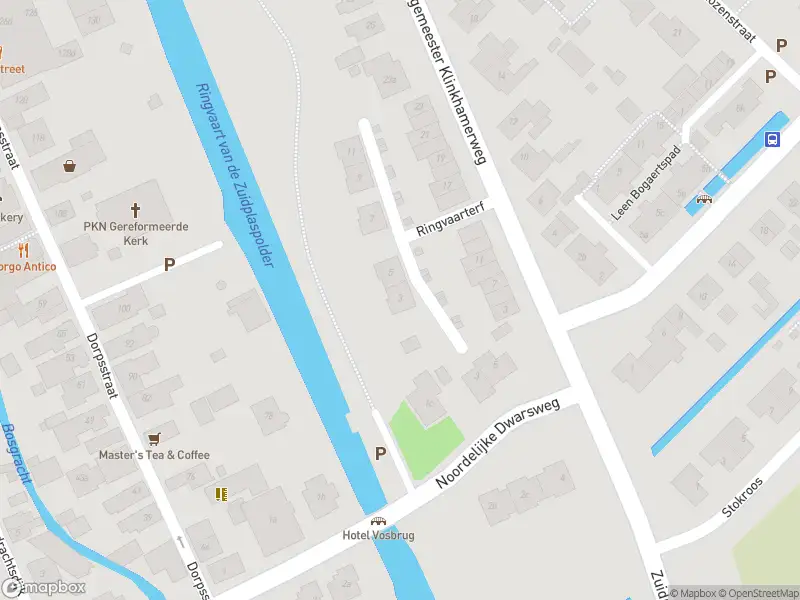 Ambulance met grote spoed naar de Ringvaarterf in Zevenhuizen