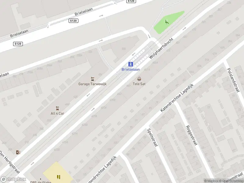 Ambulance met gepaste spoed naar de Wolphaertsbocht in Rotterdam