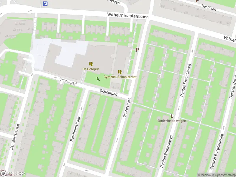 Ambulance met grote spoed naar de Schoolpad in Diemen