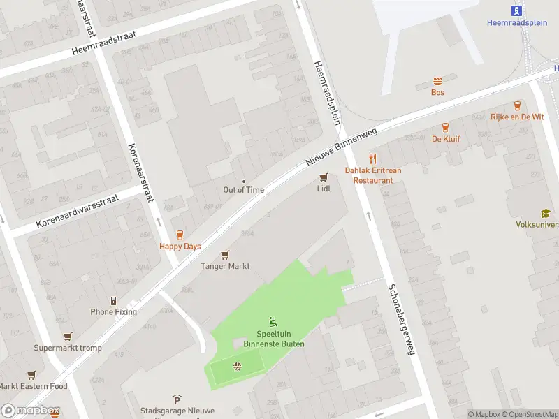 Ambulance met gepaste spoed naar de Nieuwe Binnenweg in Rotterdam