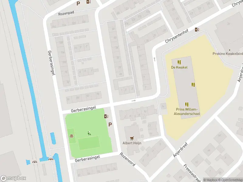 Ambulance met grote spoed naar de Chrysantenhof in Berkel en Rodenrijs