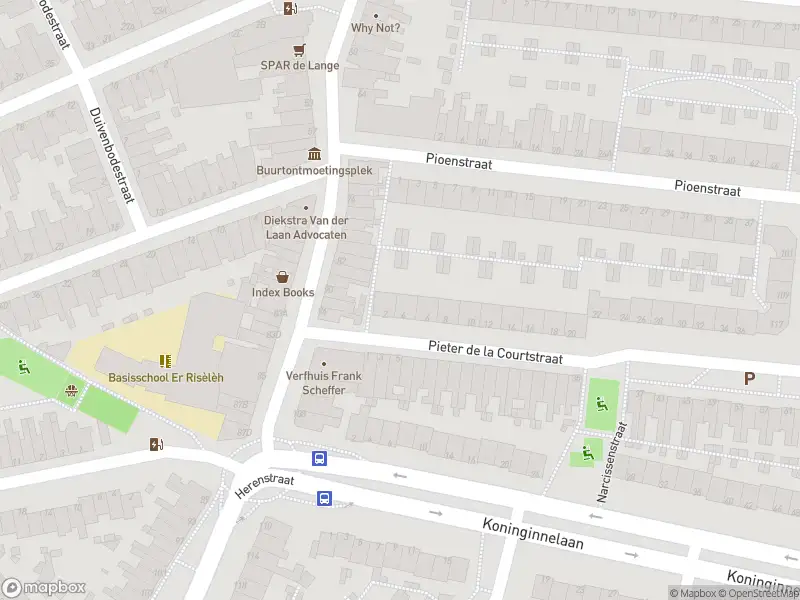 Ambulance met grote spoed naar de Herenstraat in Leiden