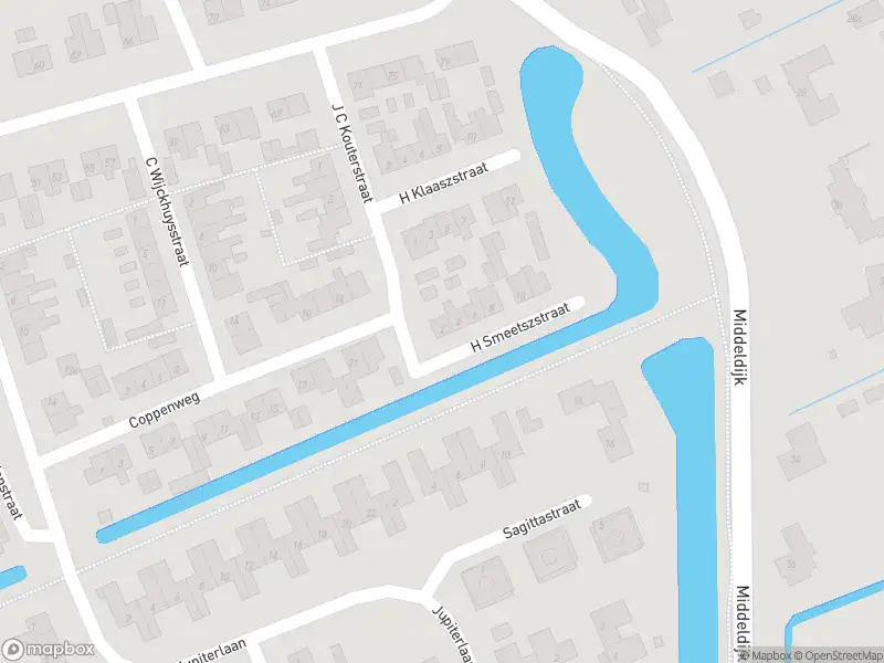 Ambulance met grote spoed naar de H Smeetszstraat in Rockanje