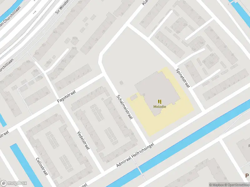 Ambulance met grote spoed naar de Schalmeistraat in Rijswijk