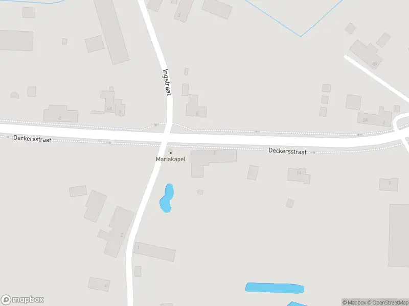 Ambulance met gepaste spoed naar de Deckersstraat in Leveroy