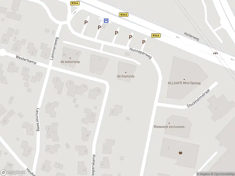 Brandweer met grote spoed naar de Hunneperweg in Deventer vanwege een liftopsluiting