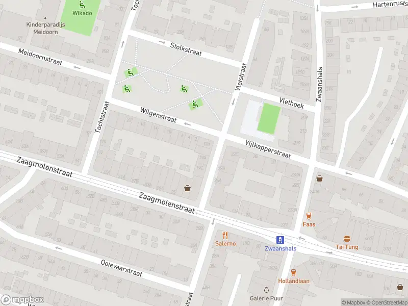 Ambulance met grote spoed naar de Vletstraat in Rotterdam