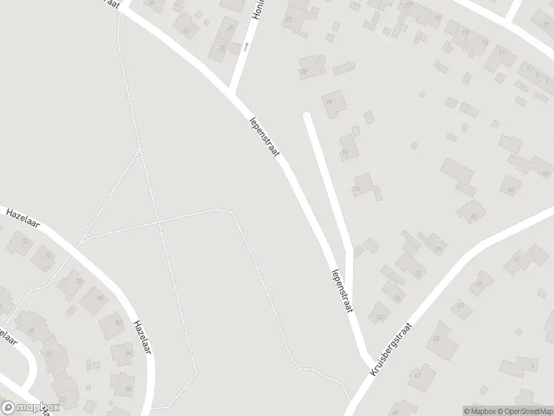 Brandweer met grote spoed naar de Acaciastraat in Brunssum vanwege voertuigbrand