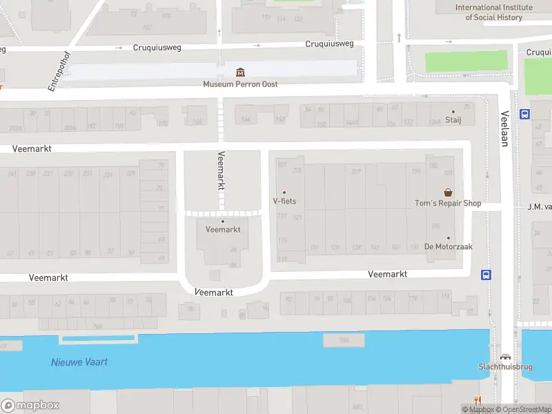 Brandweer met grote spoed naar de Veemarkt in Amsterdam vanwege reanimatie