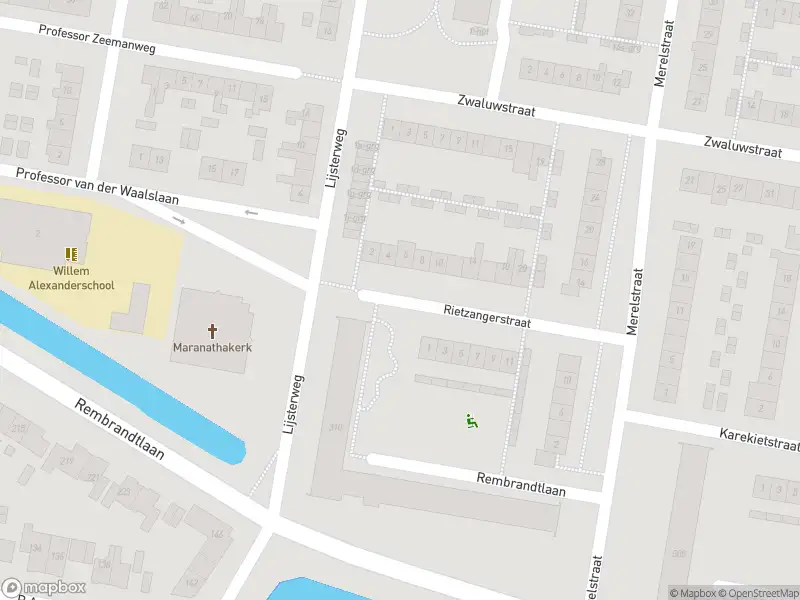 Ambulance met gepaste spoed naar de Rietzangerstraat in Sliedrecht