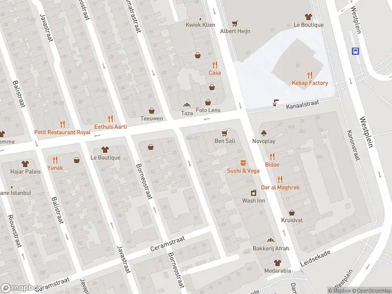 Politie naar de Borneostraat in Utrecht vanwege aanrijding met letsel