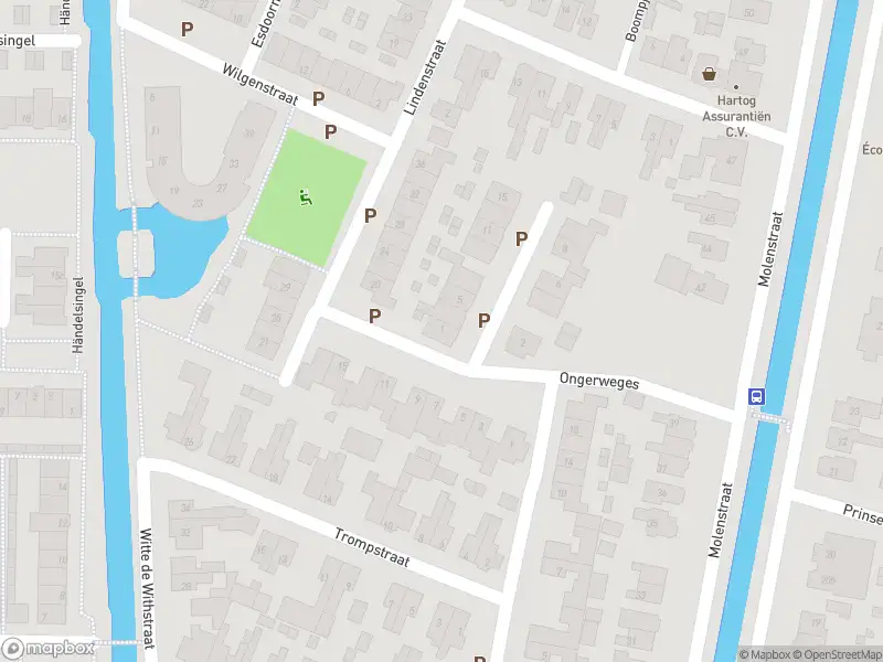 Brandweer met grote spoed naar de IJsbaan in Bunschoten-Spakenburg